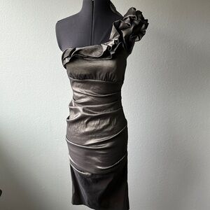 Cache dress, pewter , one shoulder cocktail, special occasion size 6